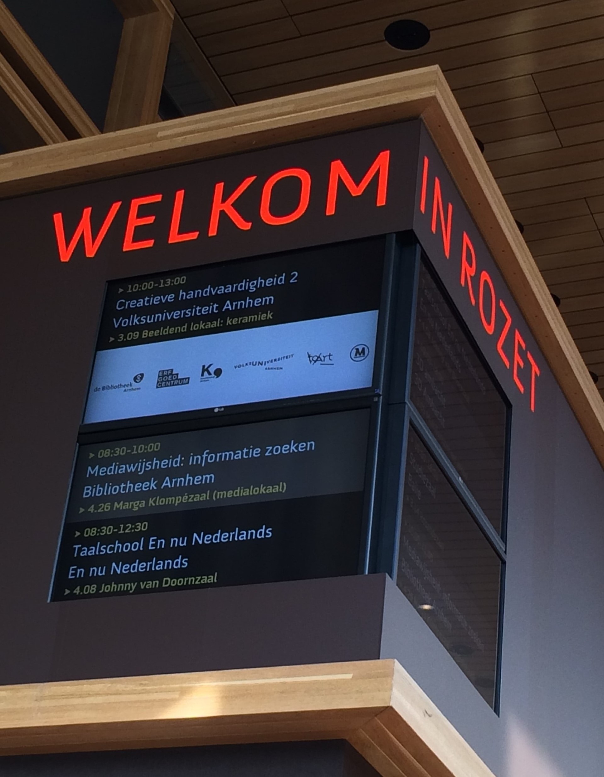 Welkom bij taalschool En nu Nederlands